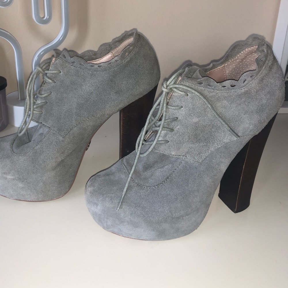 Betsy Johnson Lace Up Booties